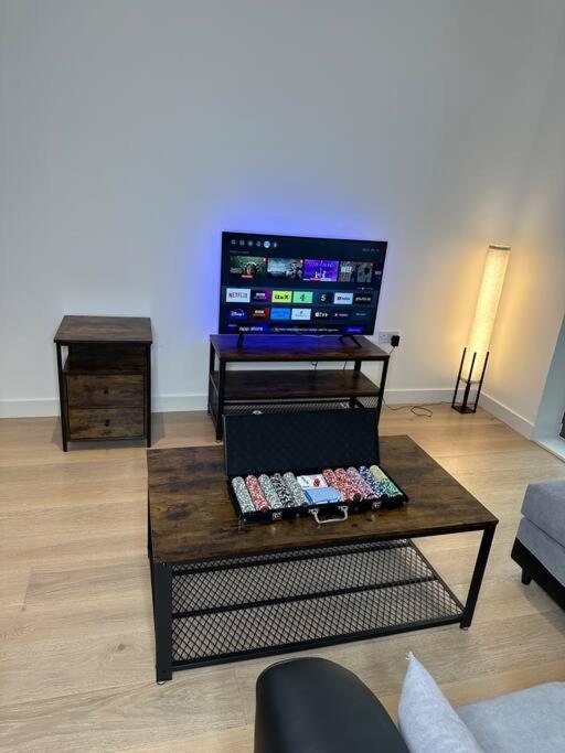 Royal Dock Luxury Apartamento *